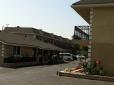 Walnut Inn & Suites West Covina image 3